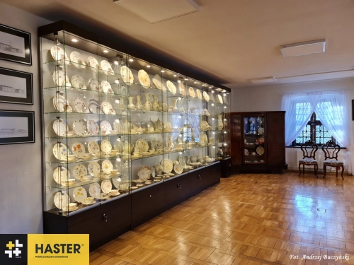 oswietlenie-do-muzeum-oswietlenie-gablot-szklanych-oswietlenie-led-polski-producent-oswietlenia